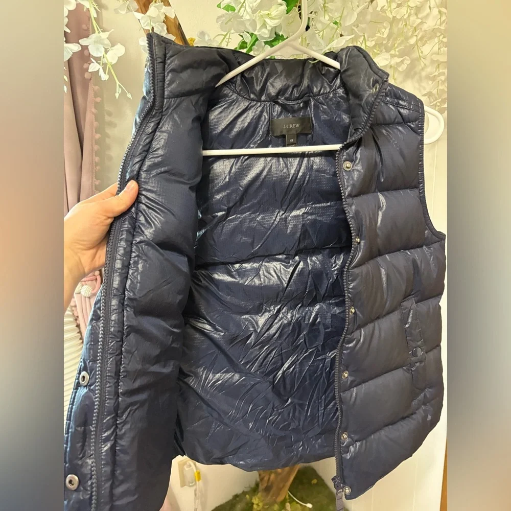 J. Crew Navy Puffer Vest 💙